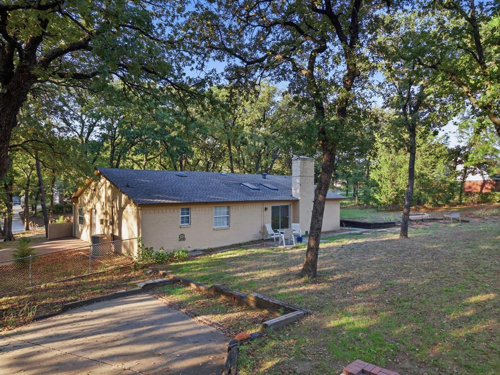 2041 Fawkes Lane Property Photo 22