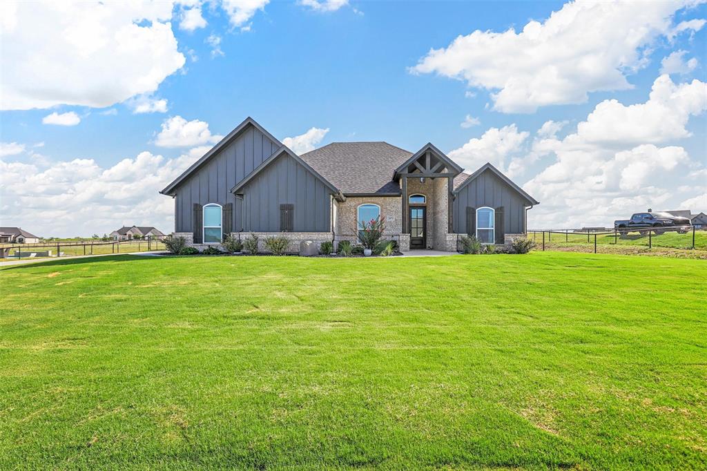 2071 Sunset Ridge Drive Property Photo 1