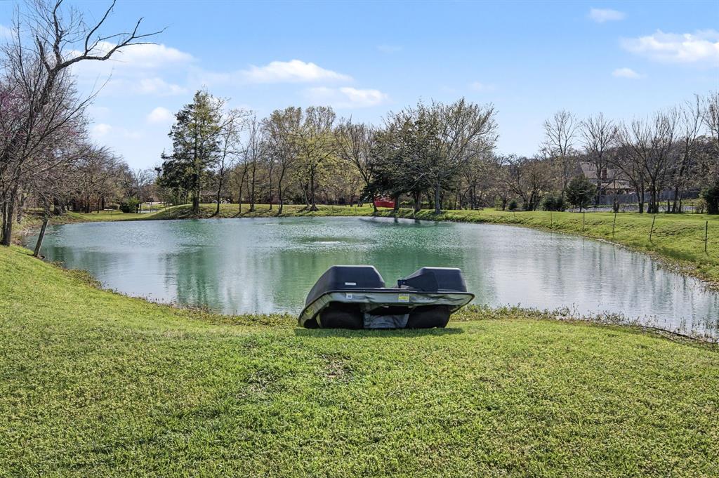 800 Lodestar Drive Property Photo 13
