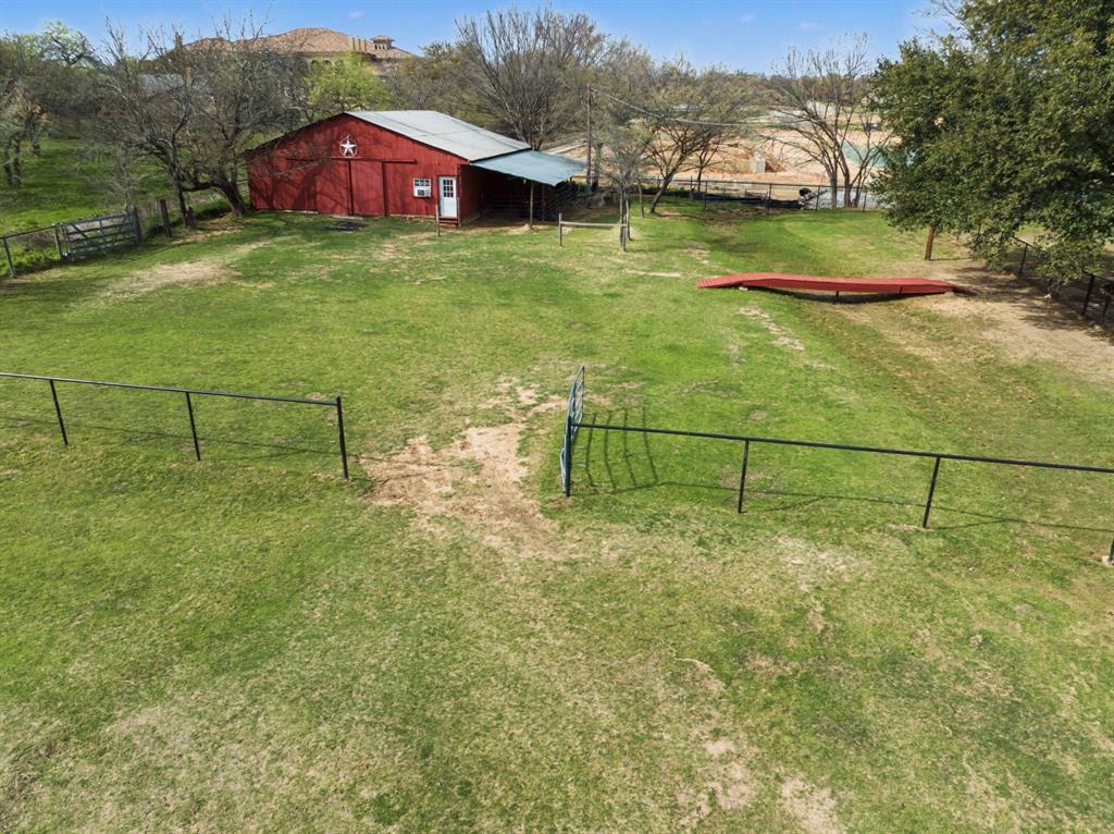 800 Lodestar Drive Property Photo 26