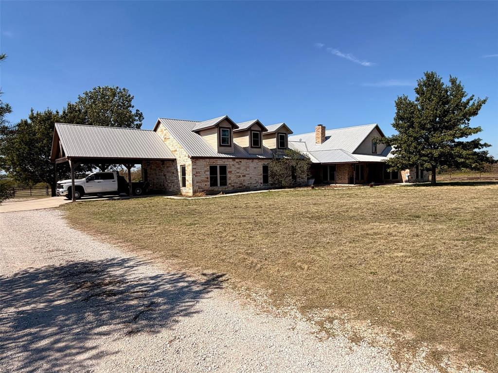 12820 N County Line Road Property Photo 1
