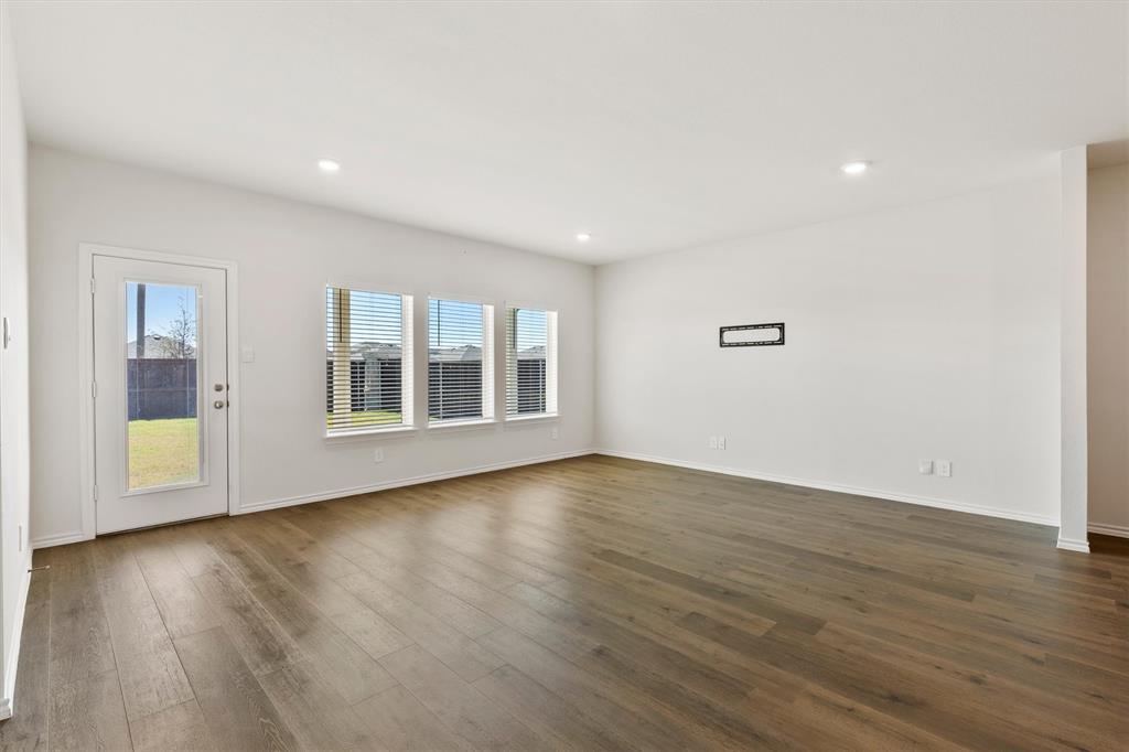 809 Sunlight Loop Property Photo 2