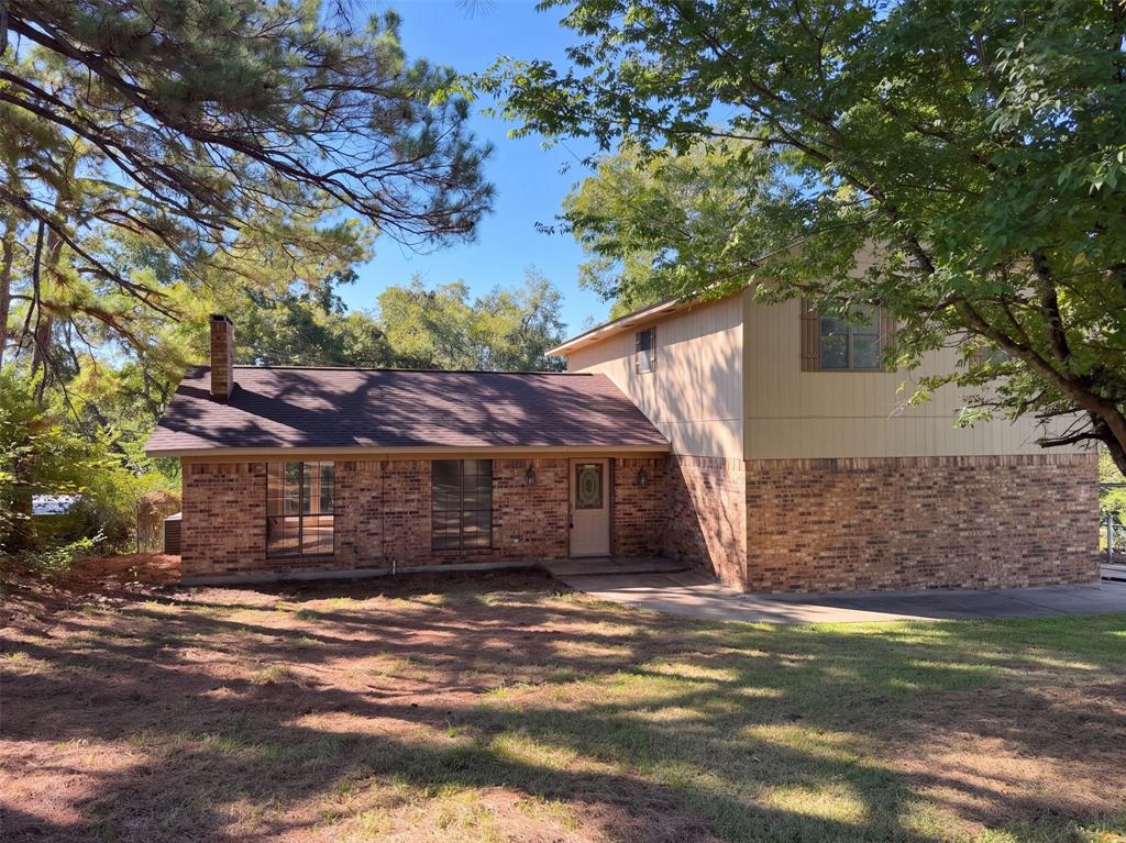 15830 Hilltop Drive Property Photo 1