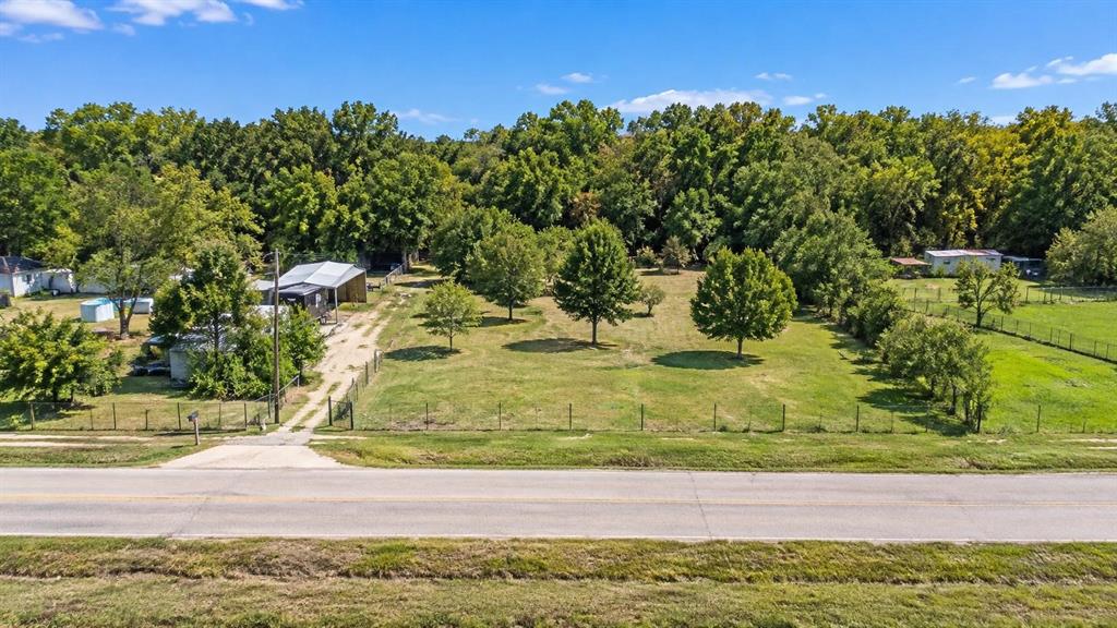 1600 W Risinger Road Property Photo 1
