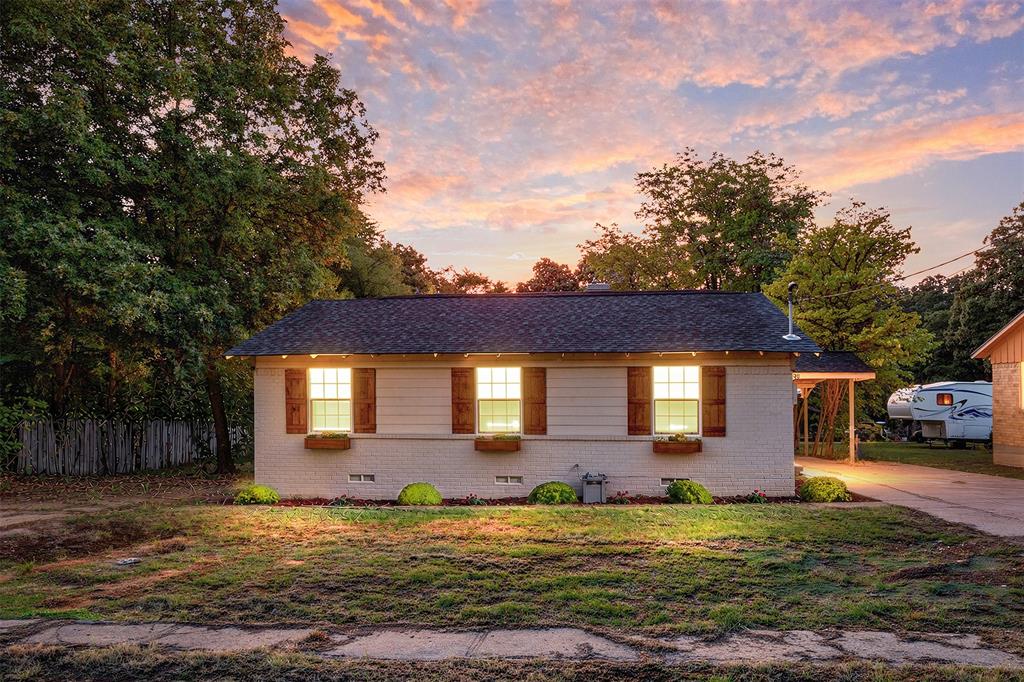 118 Red Bud Road Property Photo 1