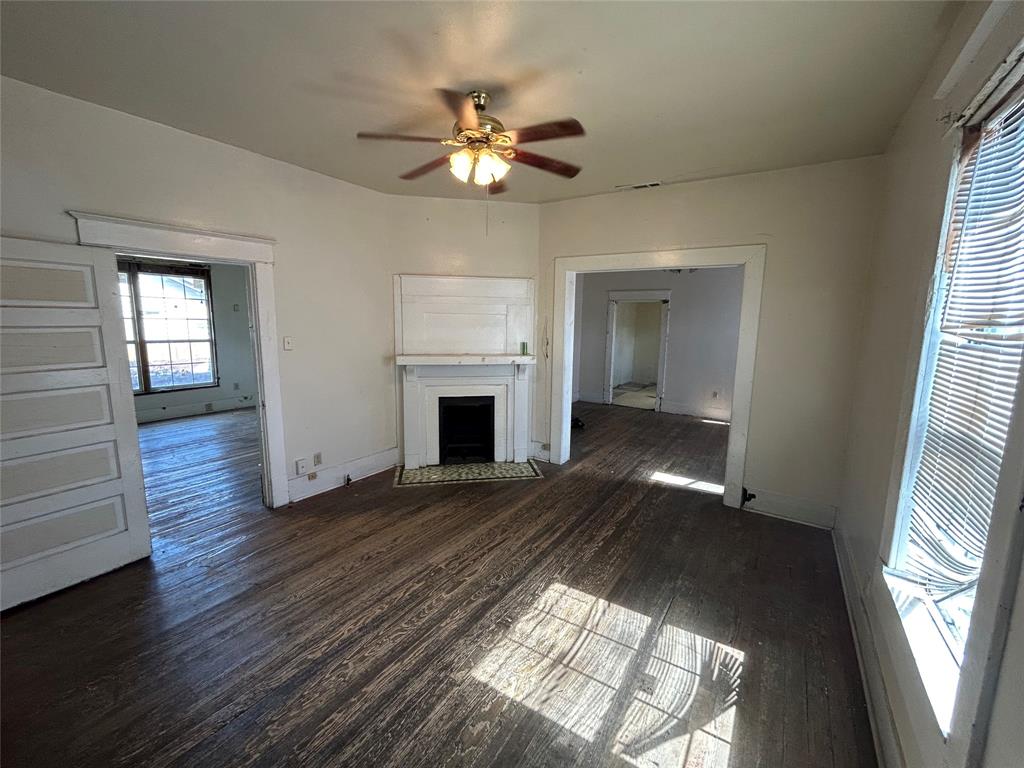 428 W 7th Street Property Photo 9