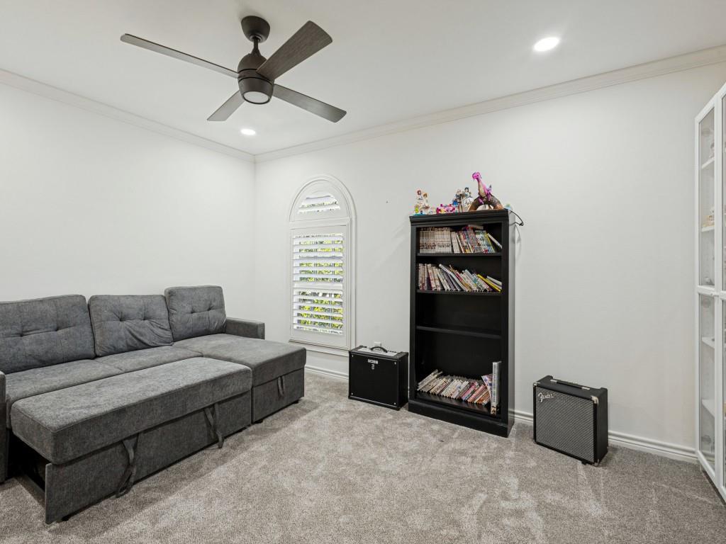 2113 Augusta Property Photo 23