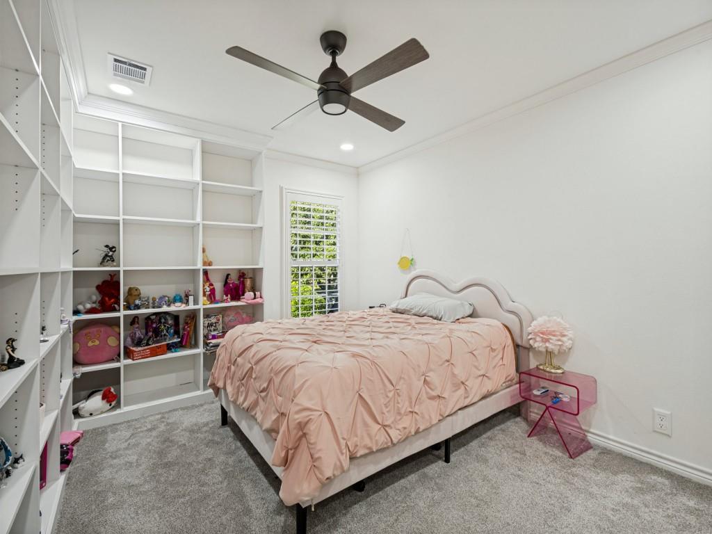 2113 Augusta Property Photo 24