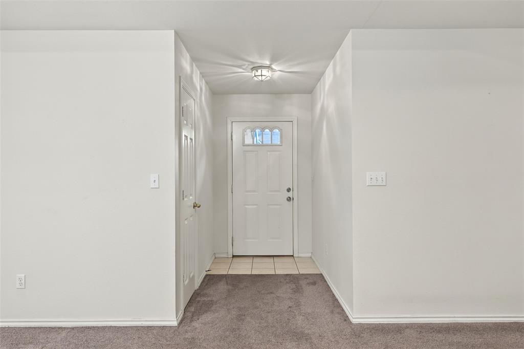 411 W Spring Street Property Photo 3