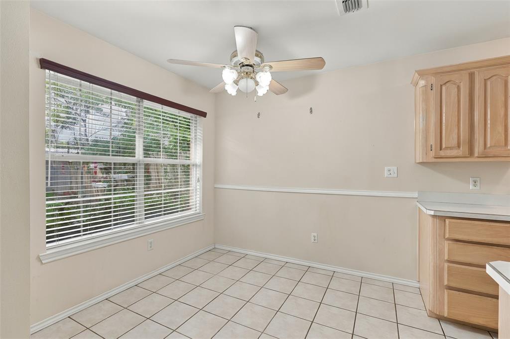 411 W Spring Street Property Photo 8