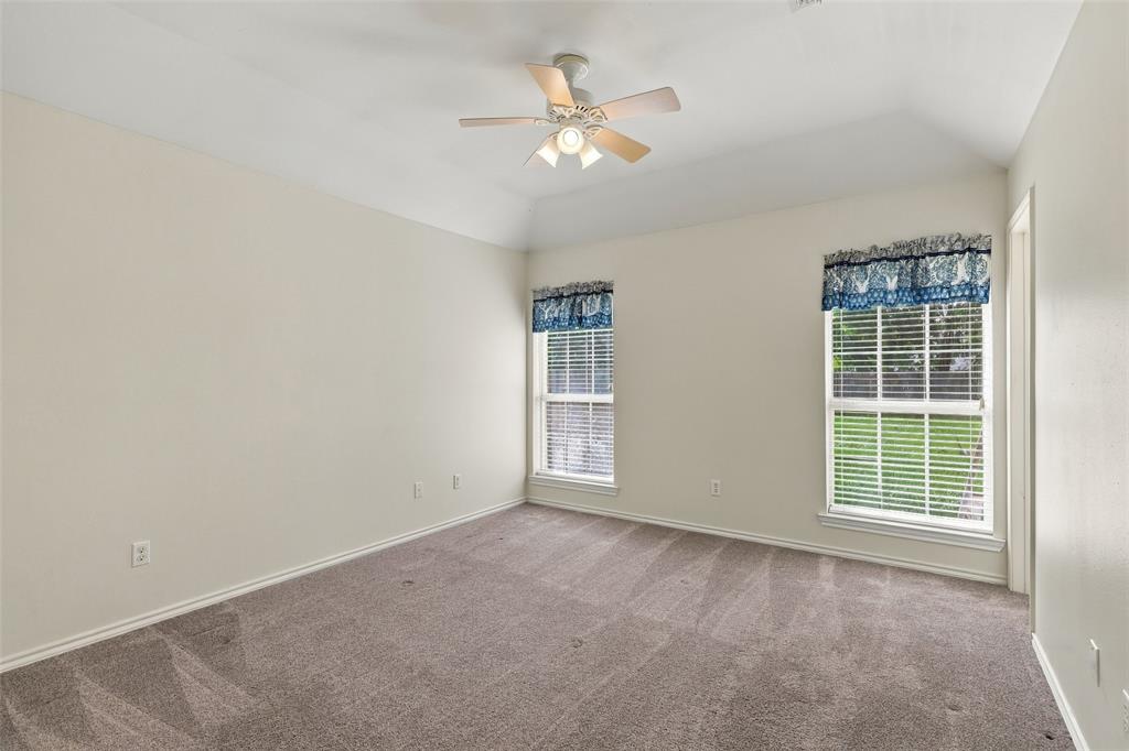 411 W Spring Street Property Photo 17
