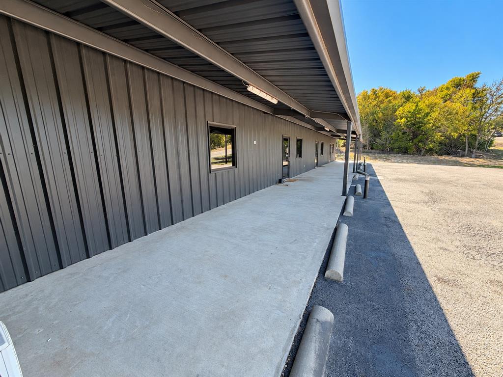 2524 Azle Highway Property Photo 2