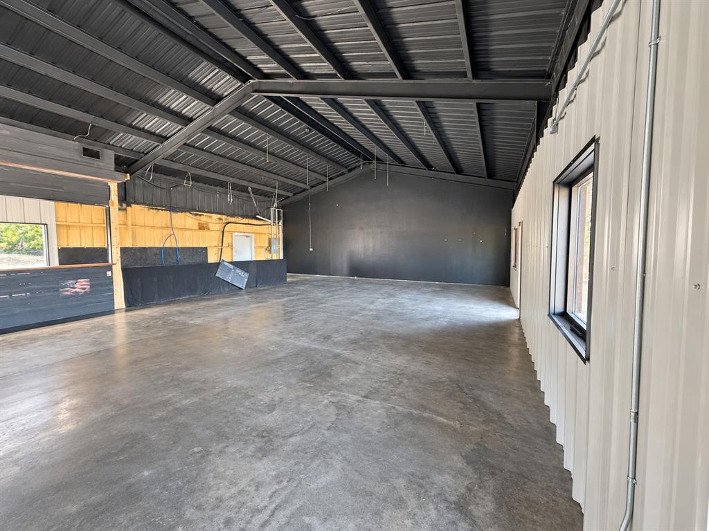 2524 Azle Highway Property Photo 3