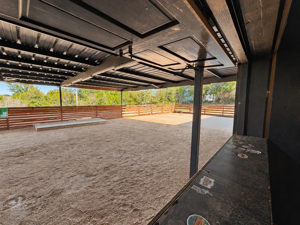 2524 Azle Highway Property Photo 7