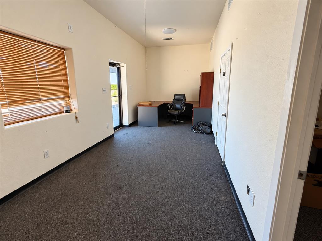 2524 Azle Highway Property Photo 15