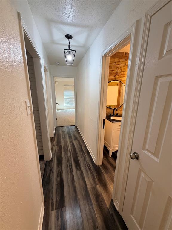 211 Chimney Lane Property Photo 19