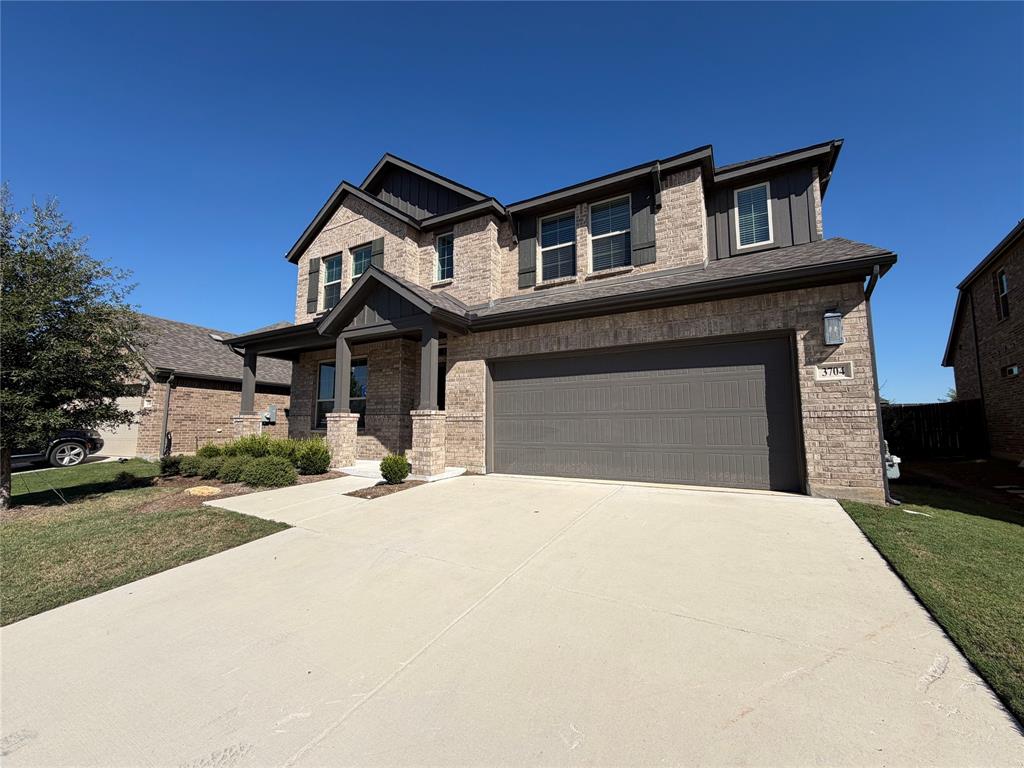 3704 Bluestem Boulevard Property Photo 1