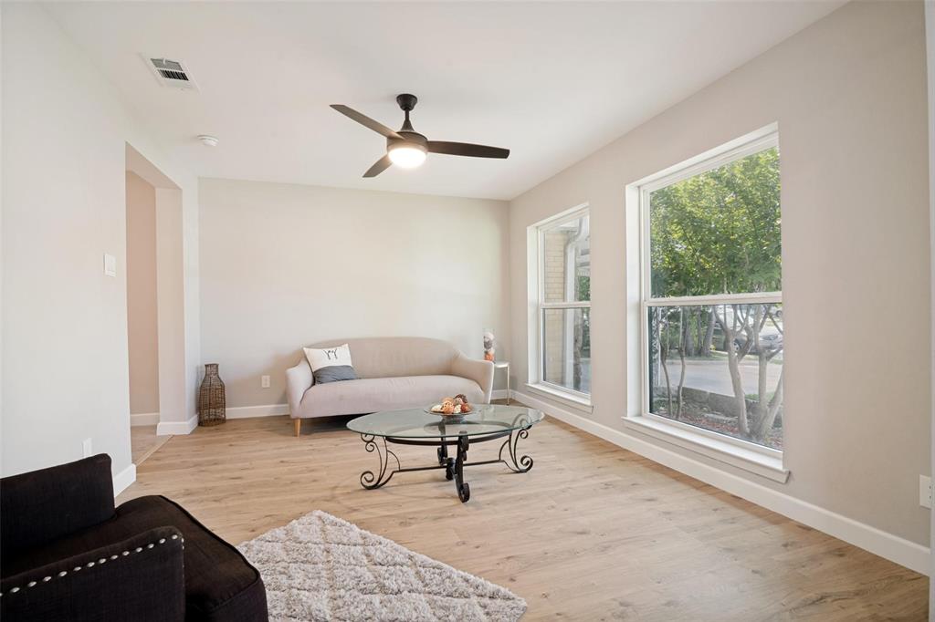 110 W Marguerita Drive Property Photo 1
