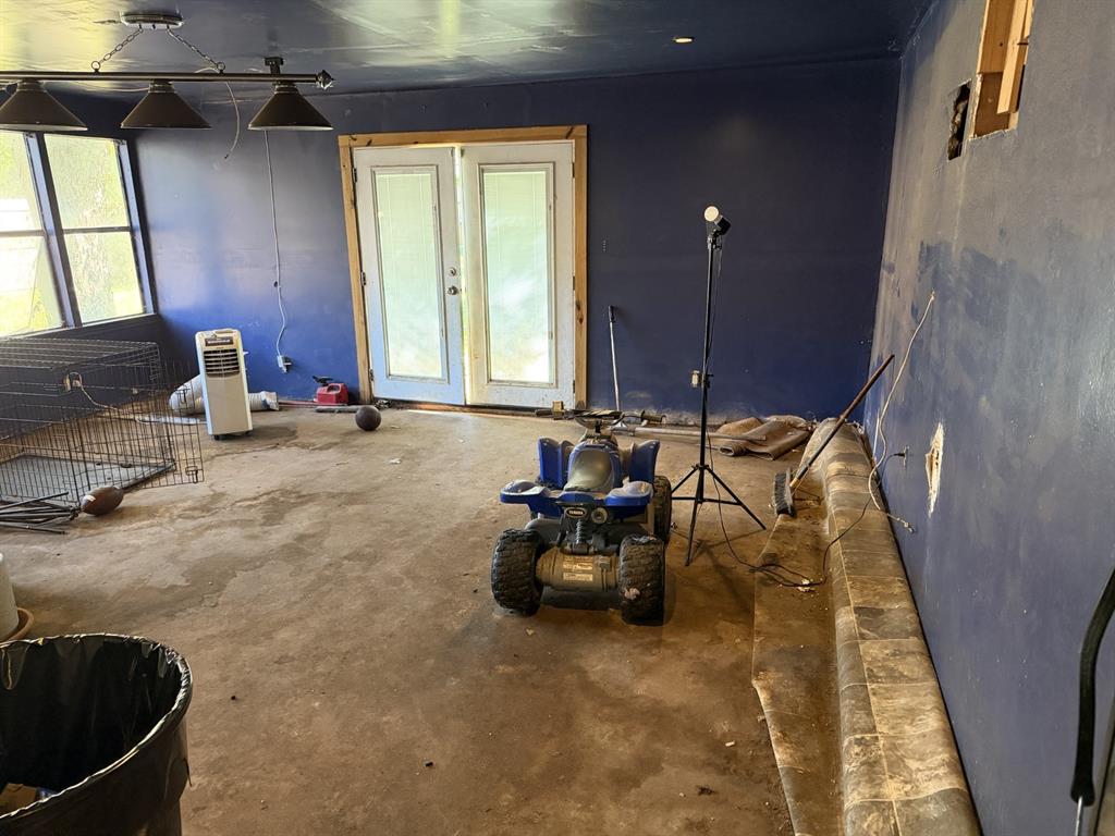1202 W Tucker Boulevard Property Photo 16