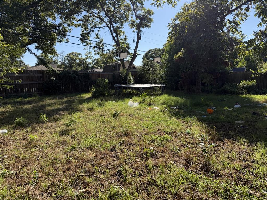 1202 W Tucker Boulevard Property Photo 39