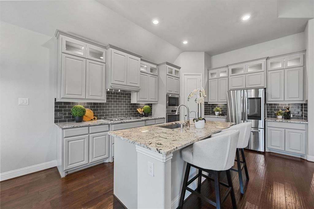 14336 Gatewood Lane Property Photo 3