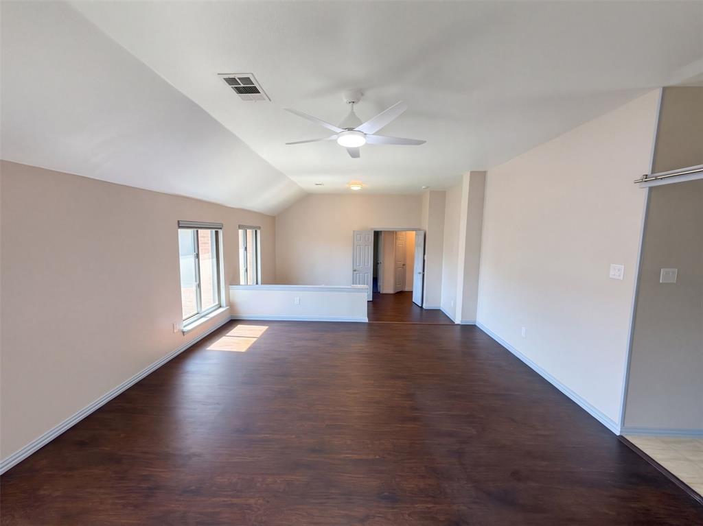 4412 Cedar Valley Drive Property Photo 17