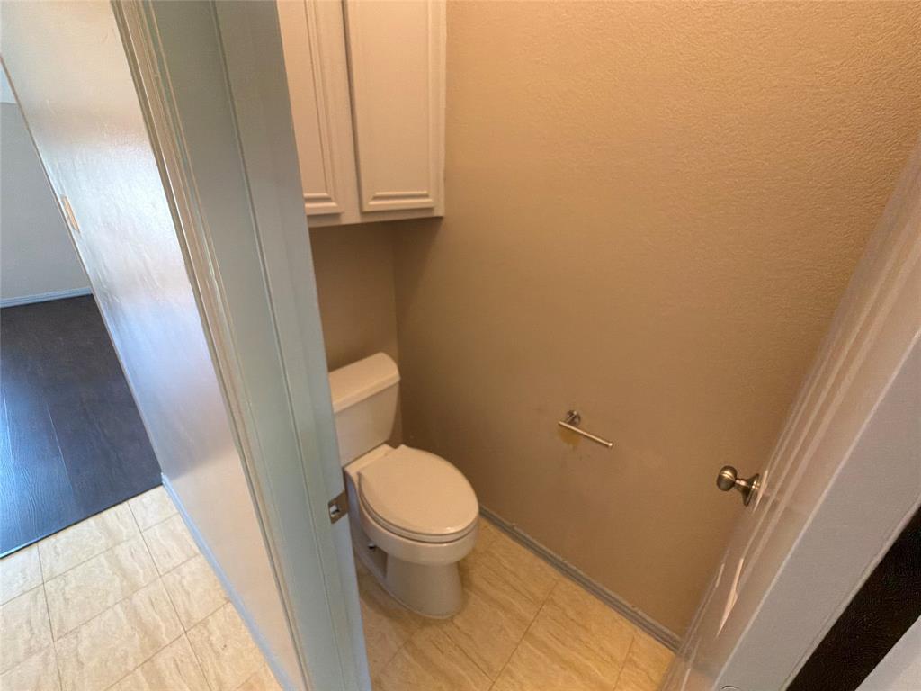 4412 Cedar Valley Drive Property Photo 22