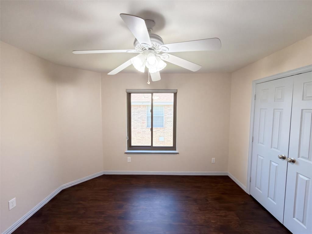 4412 Cedar Valley Drive Property Photo 25