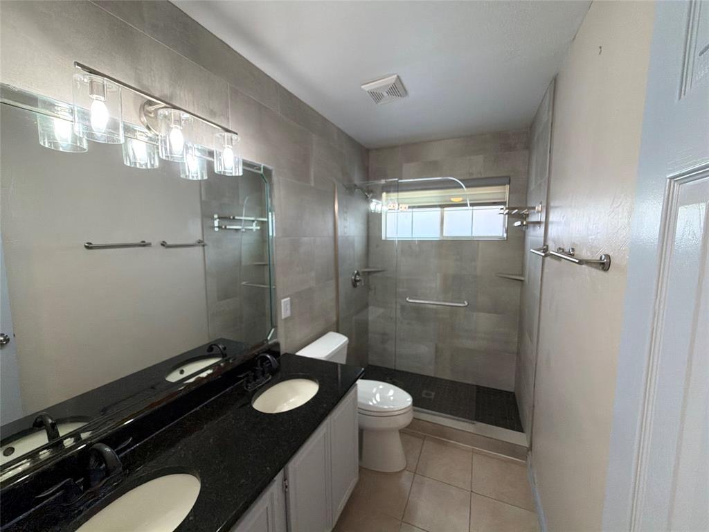 4412 Cedar Valley Drive Property Photo 27