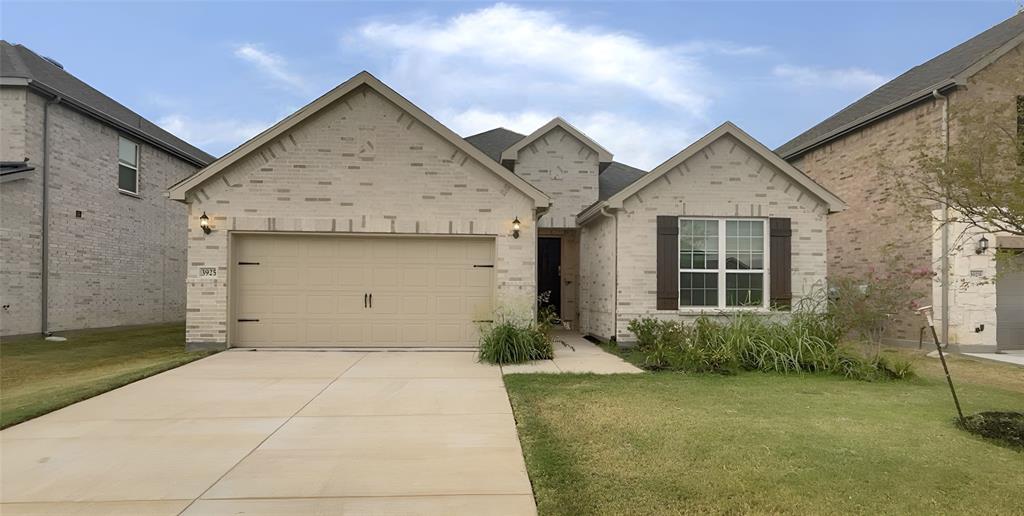 3925 Calderwood Drive Property Photo 1