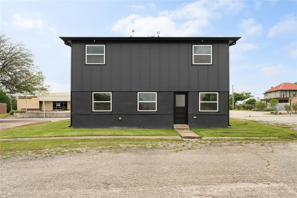 2815 Wesley St Street Property Photo 2