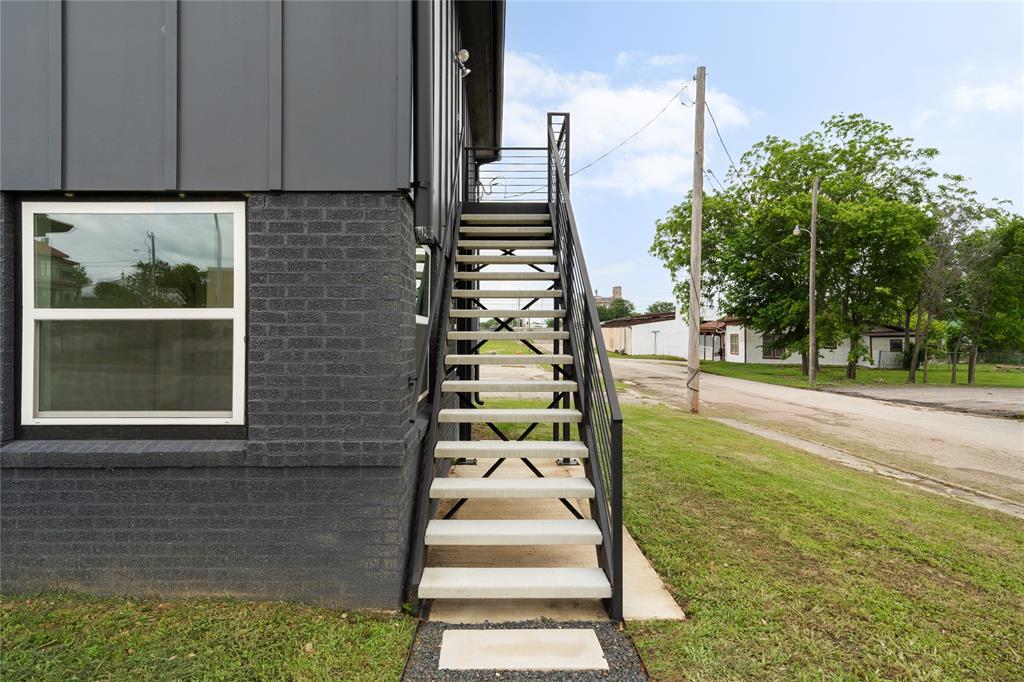 2815 Wesley St Street Property Photo 7