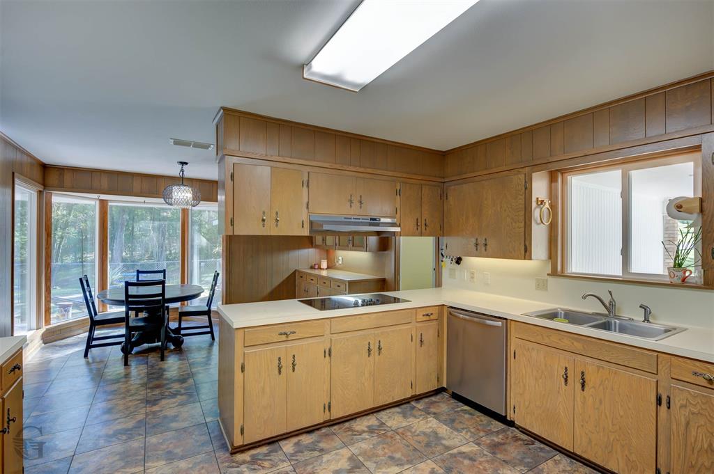 4686 Highway 71 Property Photo 14