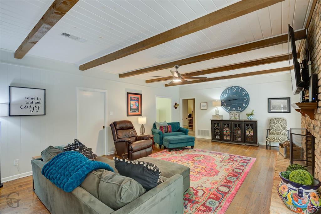 4686 Highway 71 Property Photo 17