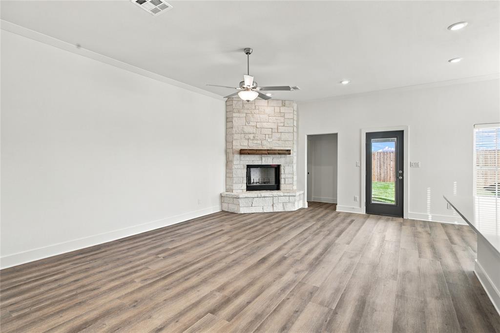 4215 Hummingbird Drive Property Photo 11
