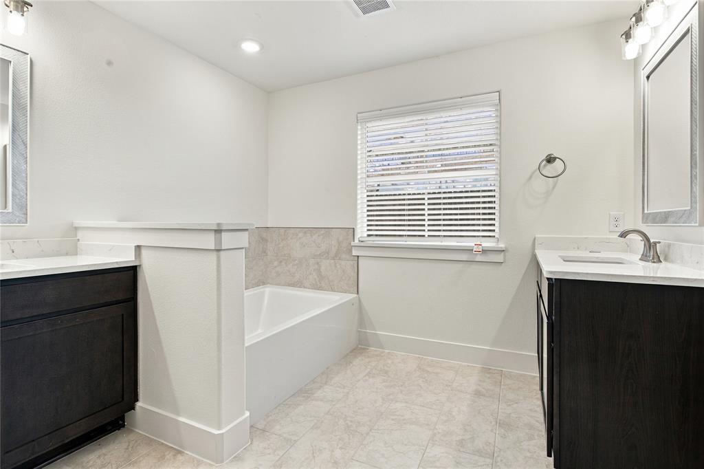 4215 Hummingbird Drive Property Photo 17