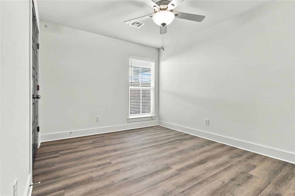 4215 Hummingbird Drive Property Photo 20