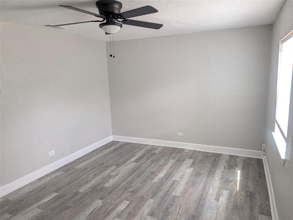 3409 Wood Avenue Property Photo 2
