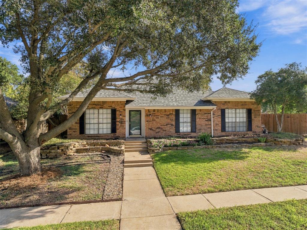 841 Villa Ridge Drive Property Photo 1