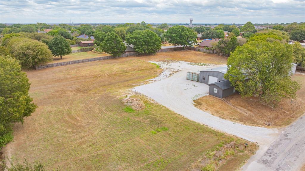 1324 N Saint James Road Property Photo 31