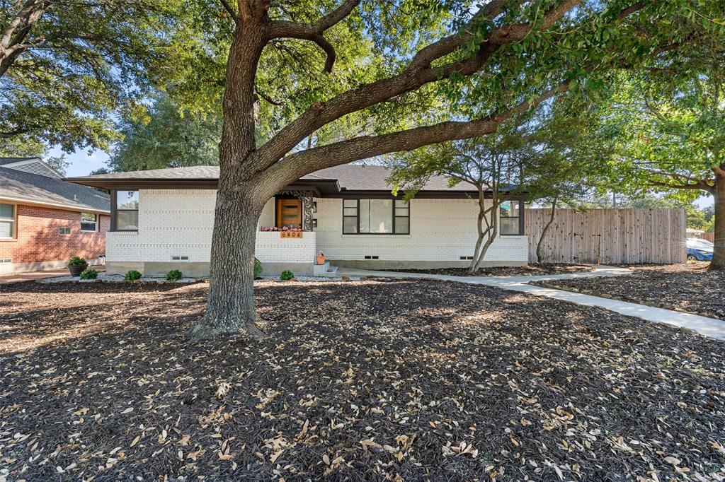 6404 E Lovers Lane Property Photo 1