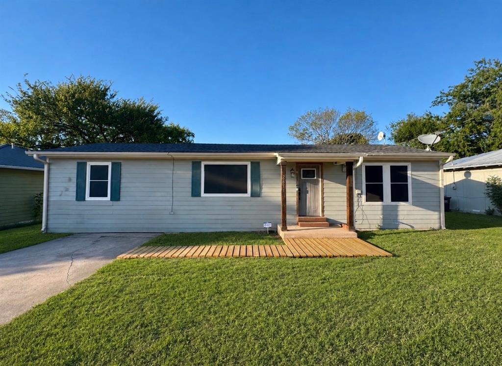 2611 Horne Circle Property Photo 1