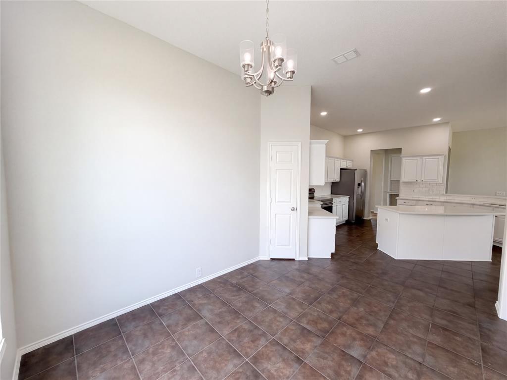401 Pin Oak Trail Property Photo 14