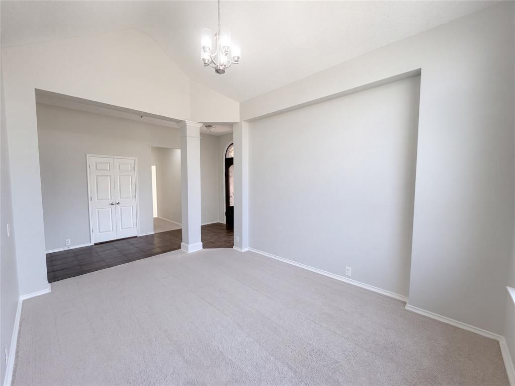401 Pin Oak Trail Property Photo 16