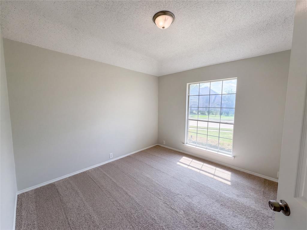 401 Pin Oak Trail Property Photo 21