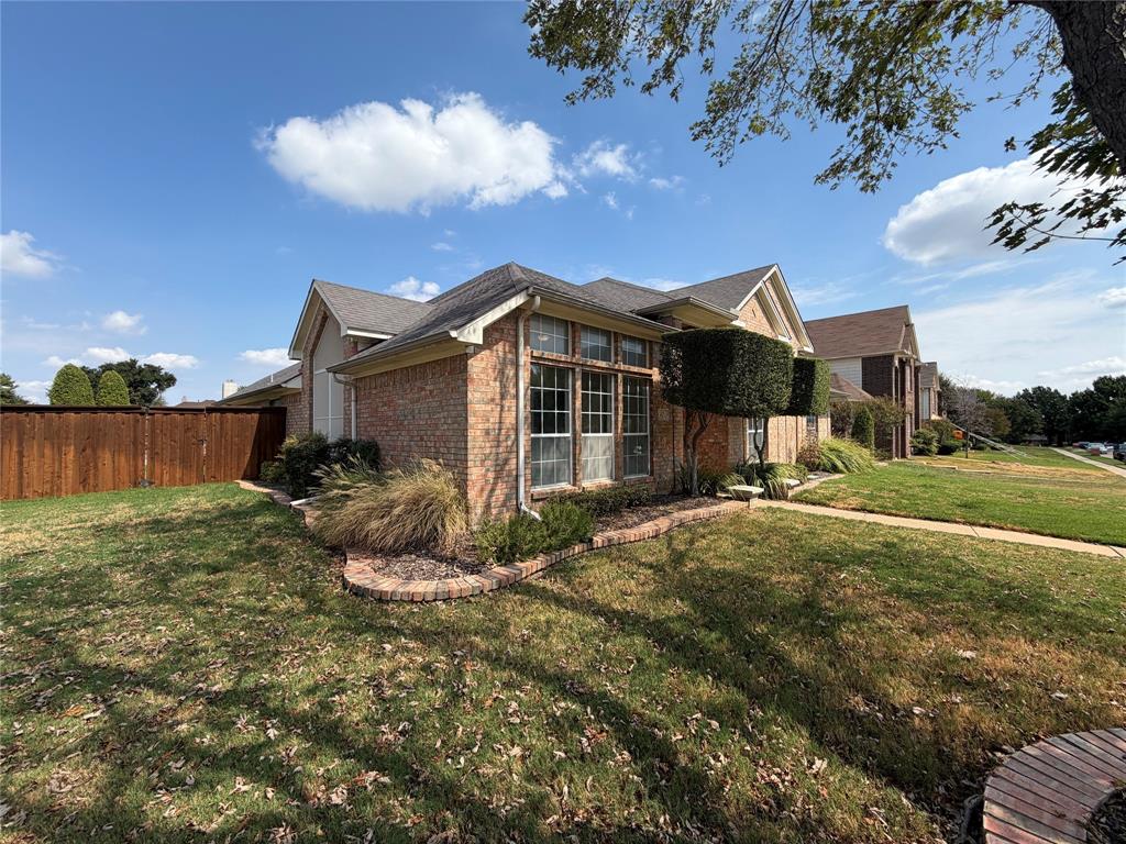 401 Pin Oak Trail Property Photo 33