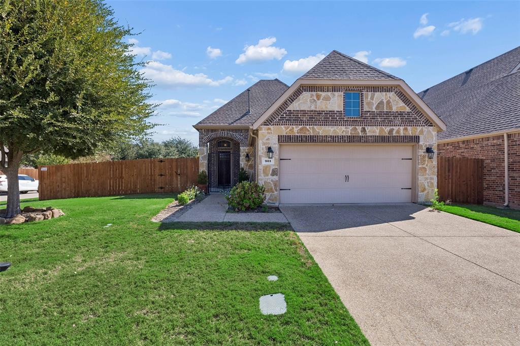 901 Memory Lane Property Photo 1