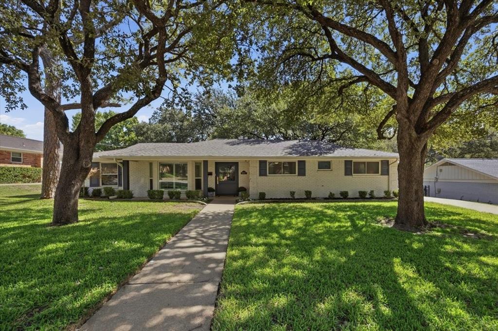 4617 Cloudview Road Property Photo 1