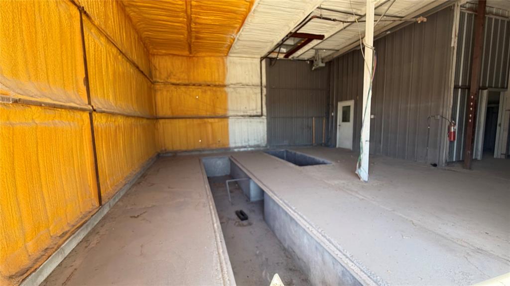 1042 S Treadaway Boulevard Property Photo 13