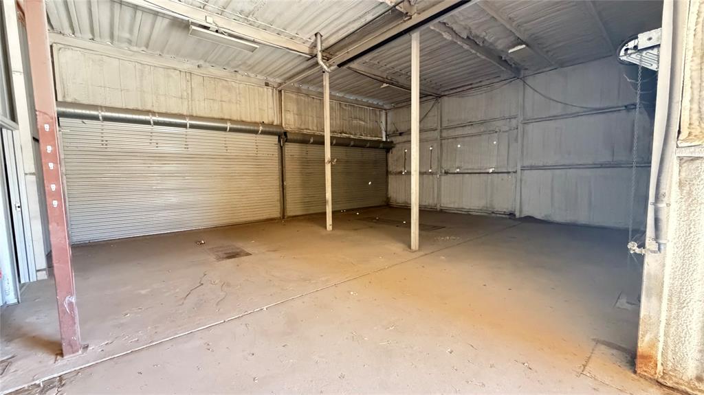 1042 S Treadaway Boulevard Property Photo 21